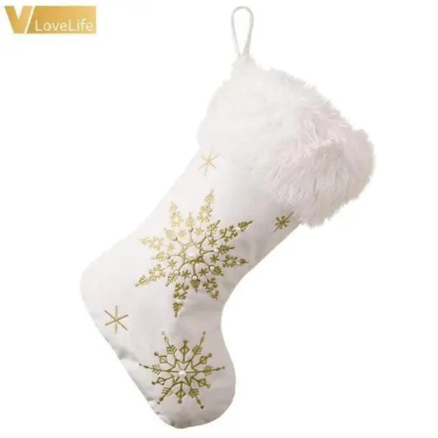 White Snowflake Christmas Tree Skirt
