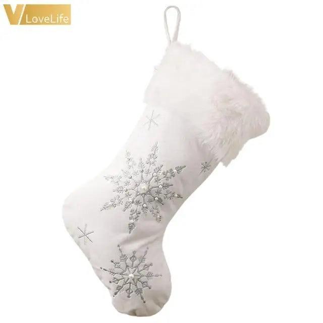 White Snowflake Christmas Tree Skirt